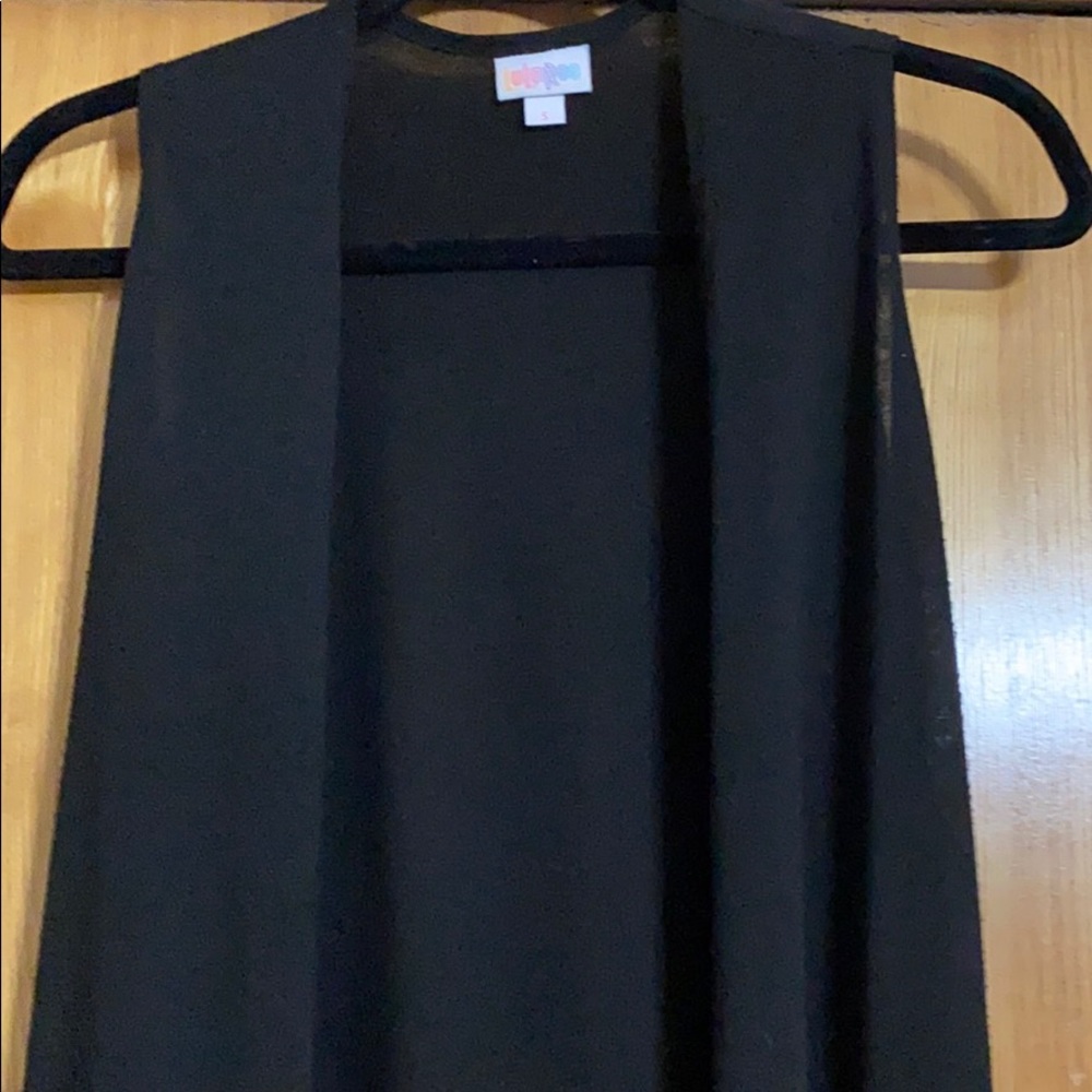 EUC Lularoe small vest